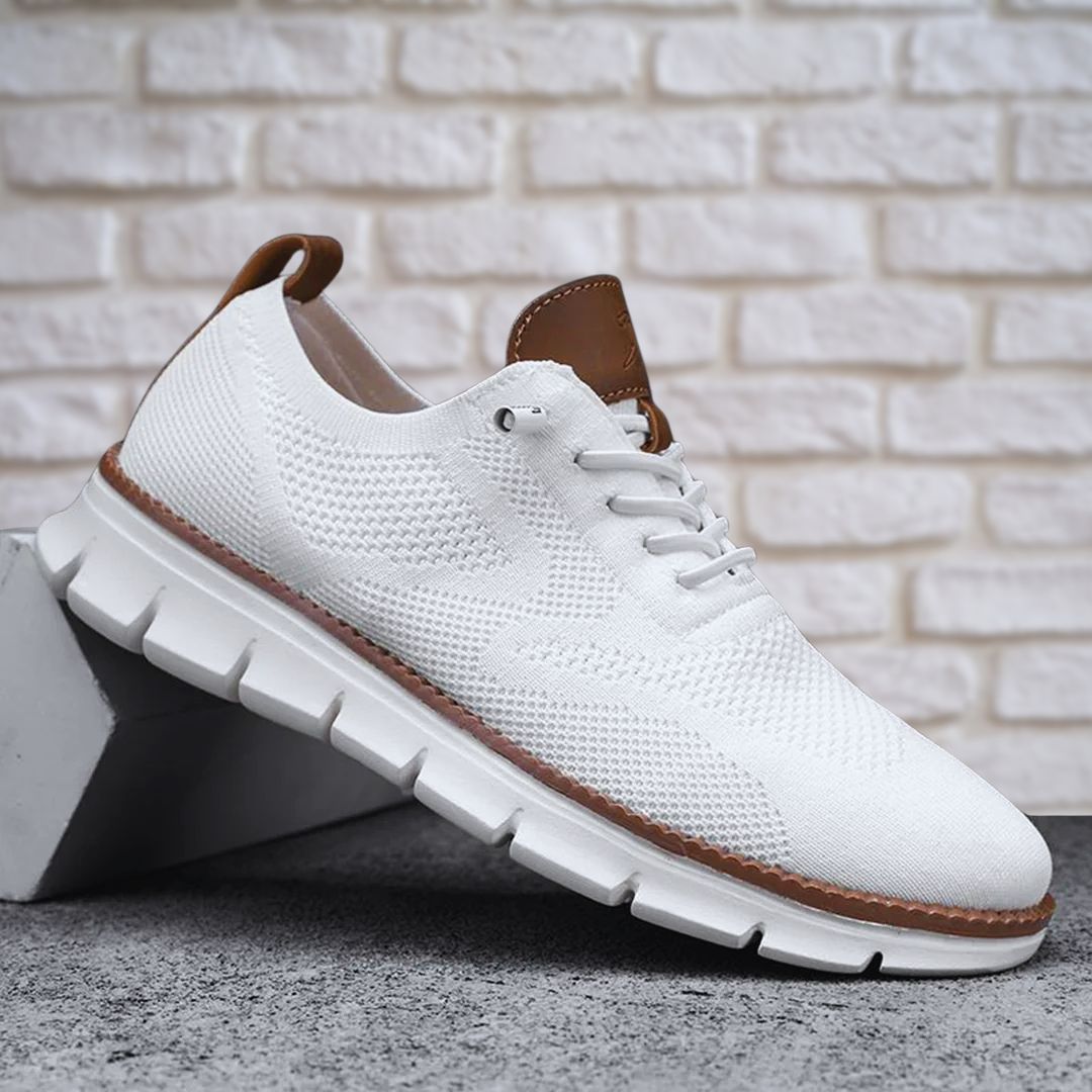 Lightweight Walking Shoes with Breathable Upper and Soft Sole for Men