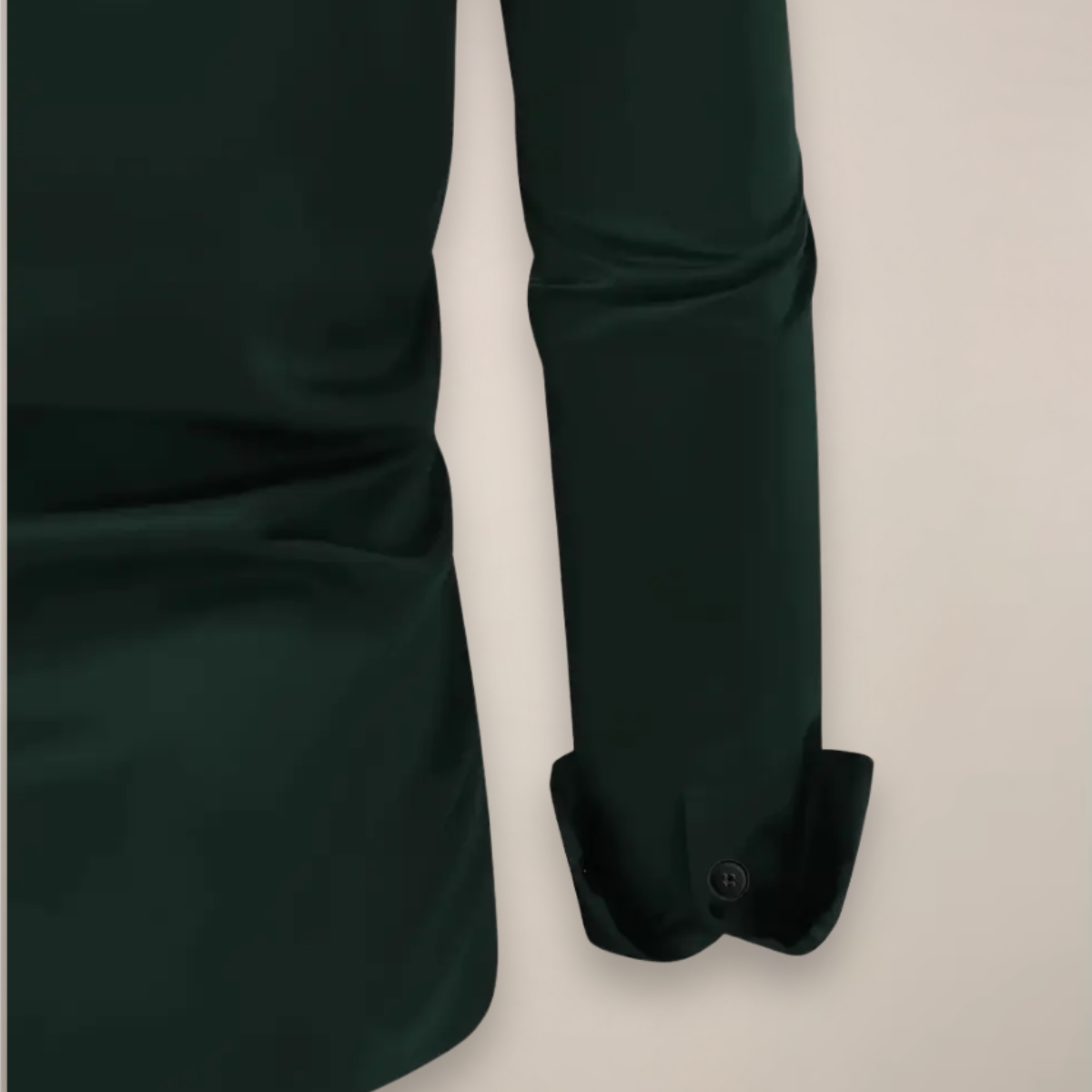 Slim Fit Dress Shirt with Spread Collar and Long Sleeves for Men