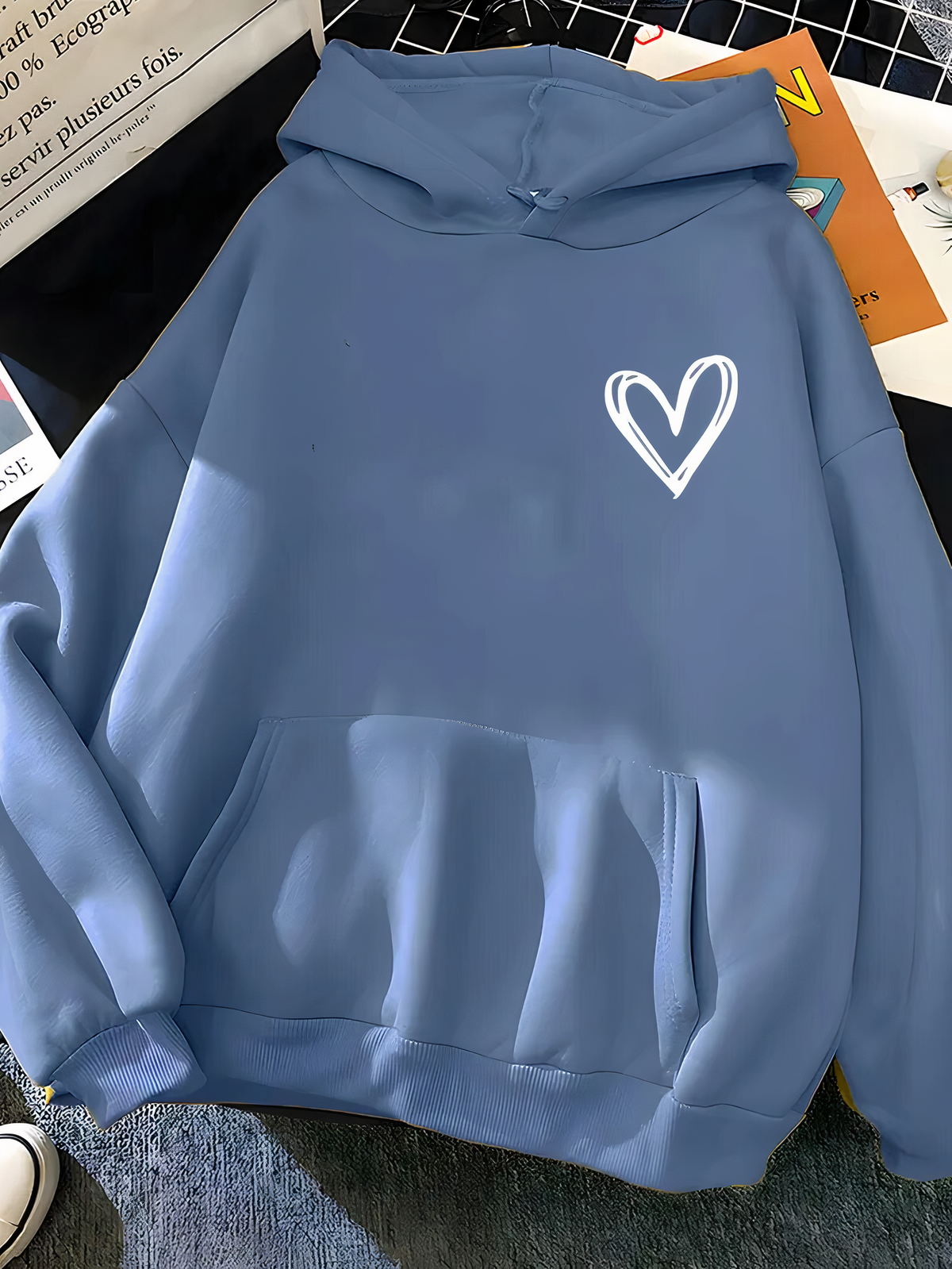Hoodie met capuchon en geborduurd hartje