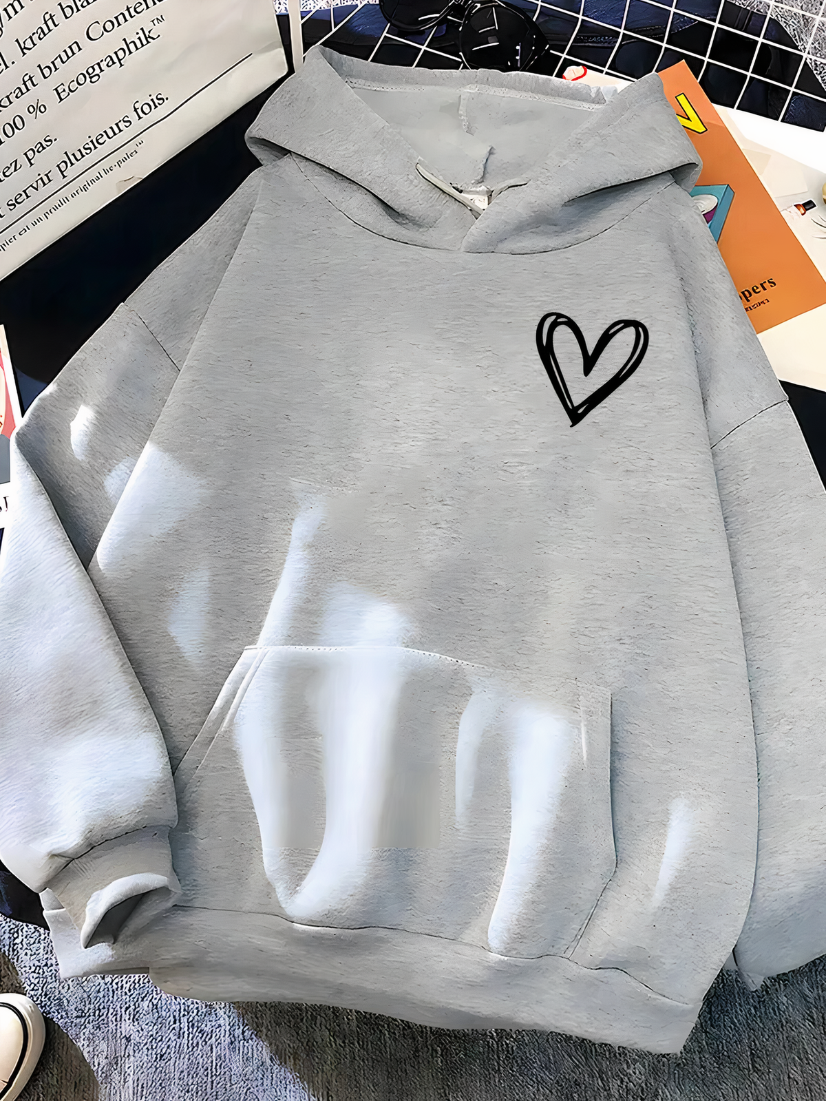 Hoodie met capuchon en geborduurd hartje