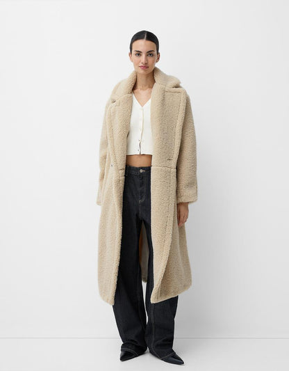 Manteau Teddy long élégant avec col et boutons
