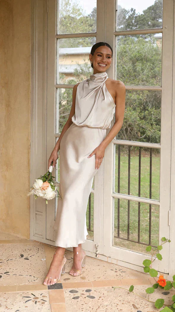 Elegant sparkling long dress for all occasions
