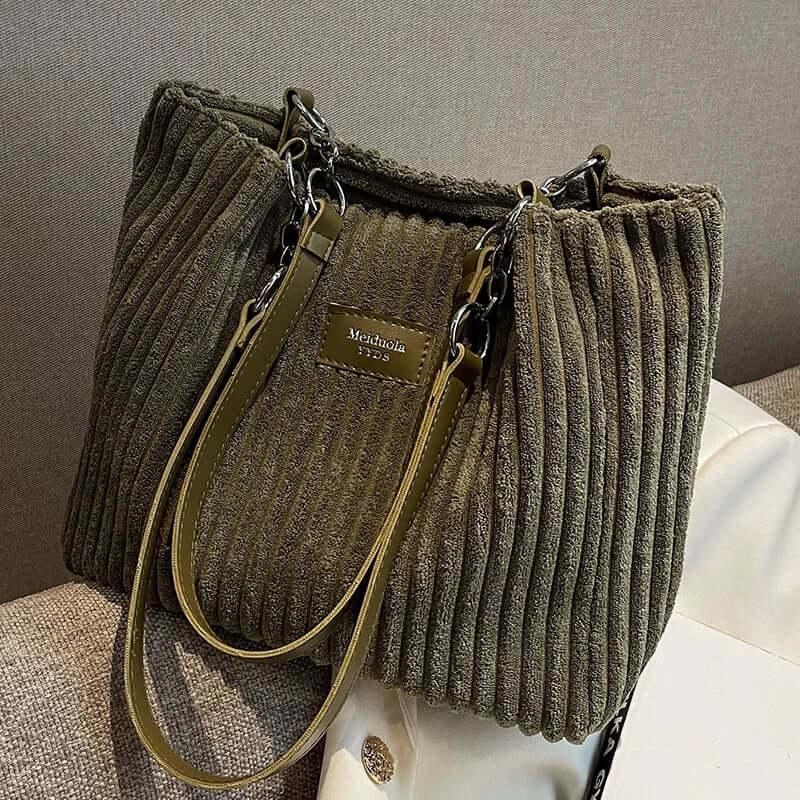 Sac en velours fourre-tout côtelé pour femme - Élégance et style raffinés