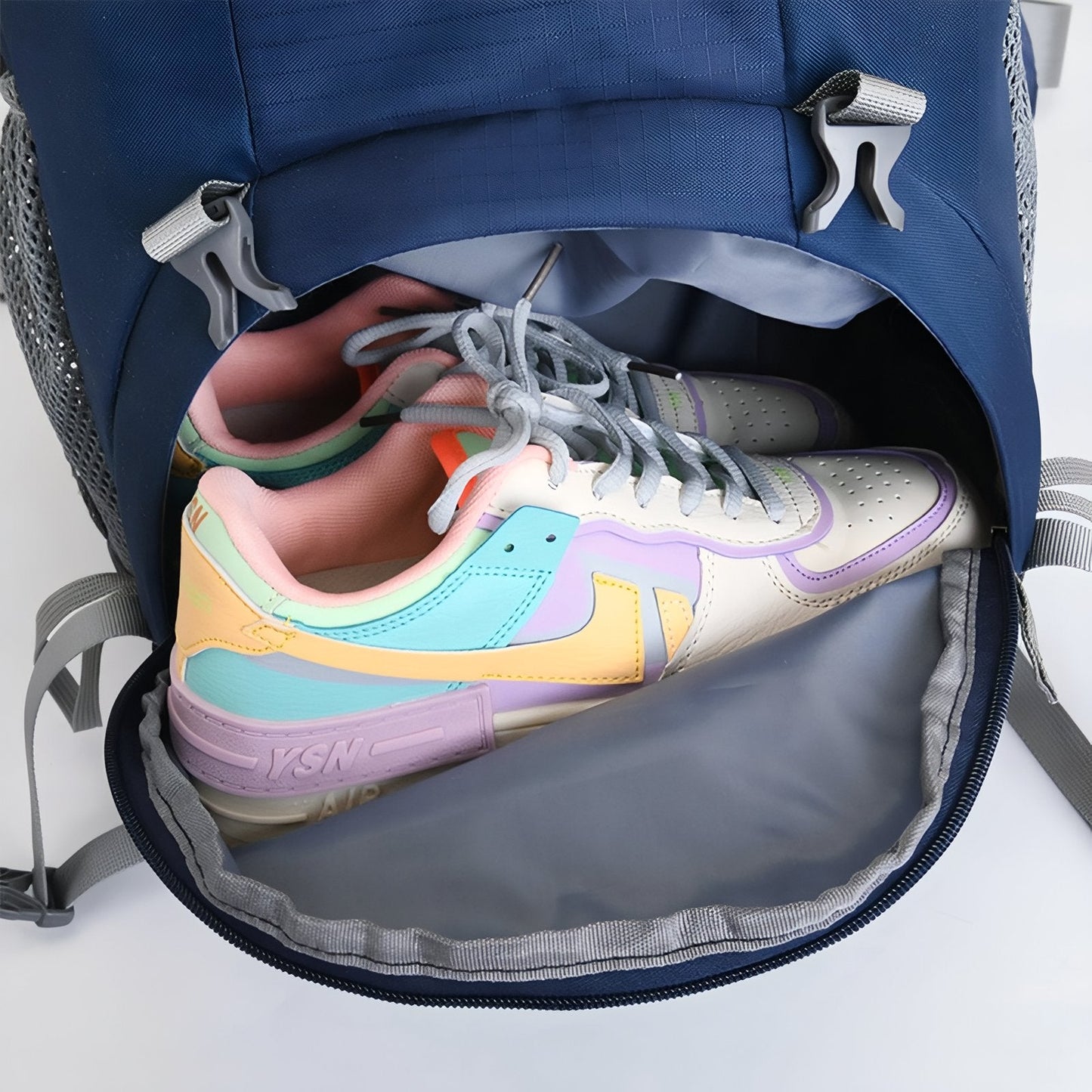 Sac à Dos de Randonnée 60 Litres Léger et Confortable pour Aventure