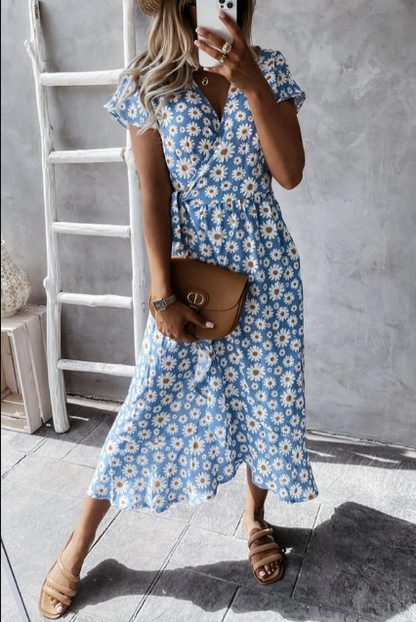 Robe Midi Appréciée avec Motif de Marguerites Éclatantes