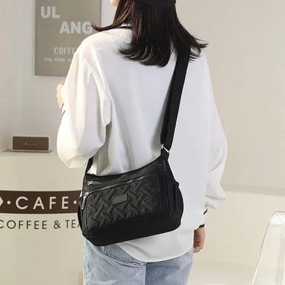 Elegant and Refined Shoulder Bag for Women