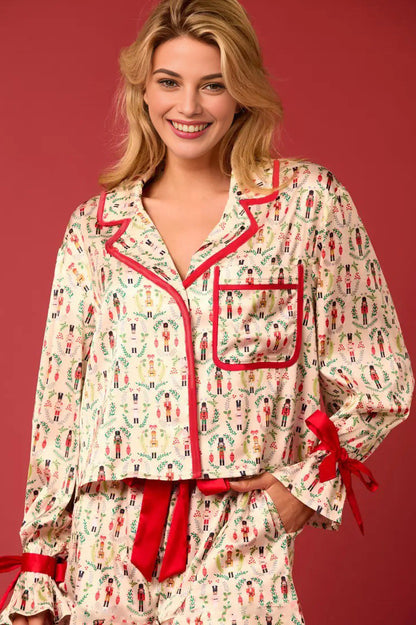 Chique winterpyjama set met feestelijke motieven