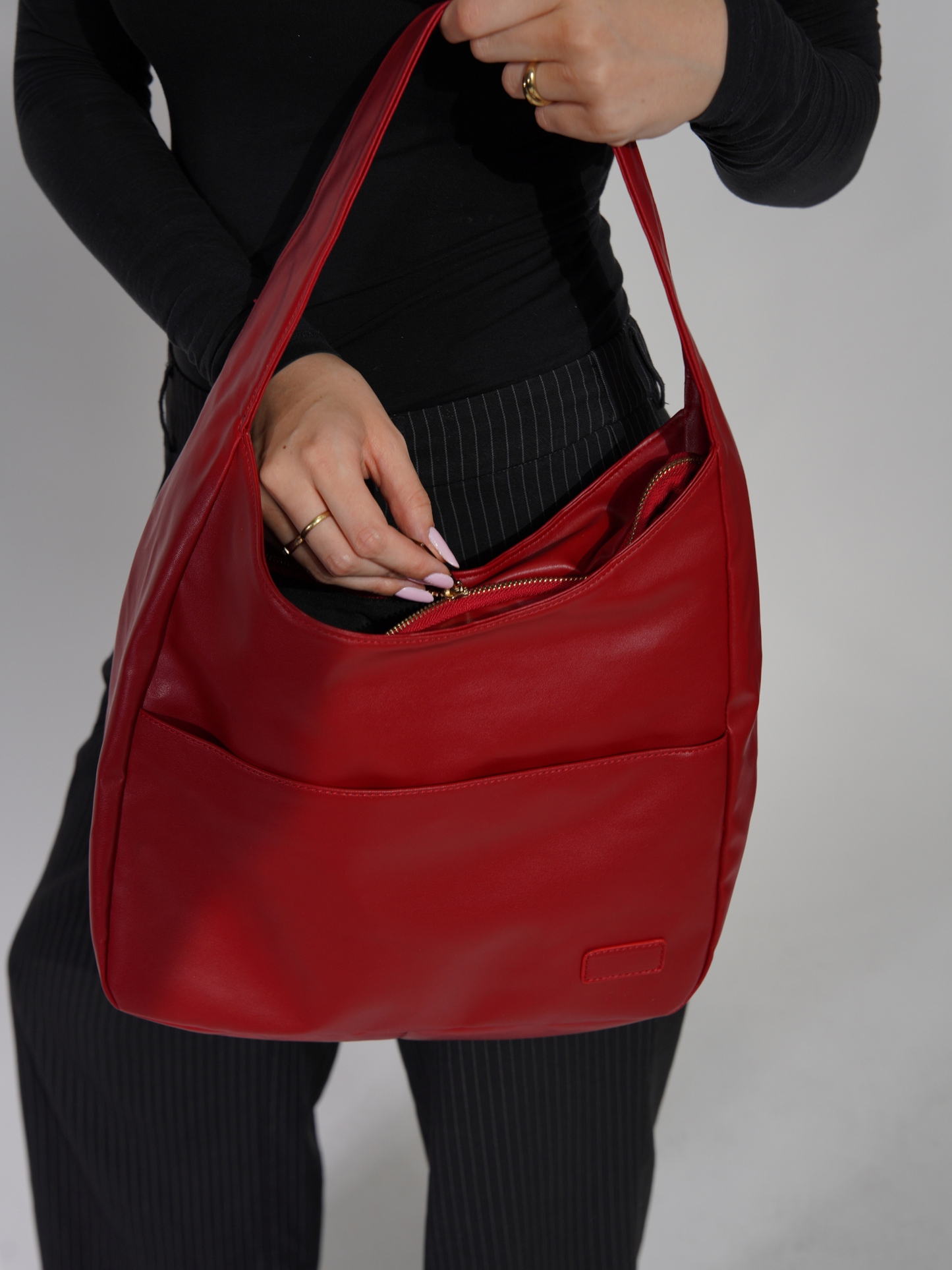BB Handbag with Zipper for Women Practical and Stylish for Your Outings