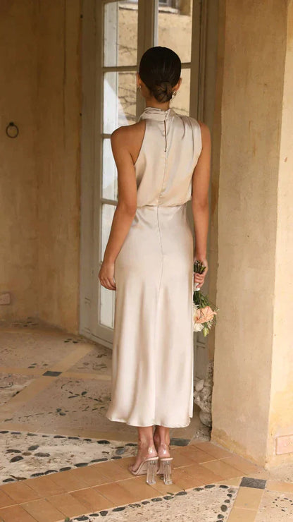 Elegant sparkling long dress for all occasions