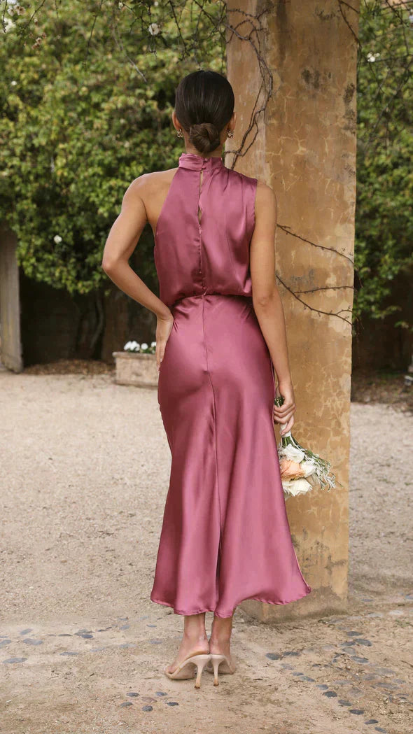 Elegant sparkling long dress for all occasions