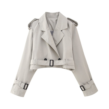 Trench pour femme court style urbain chic