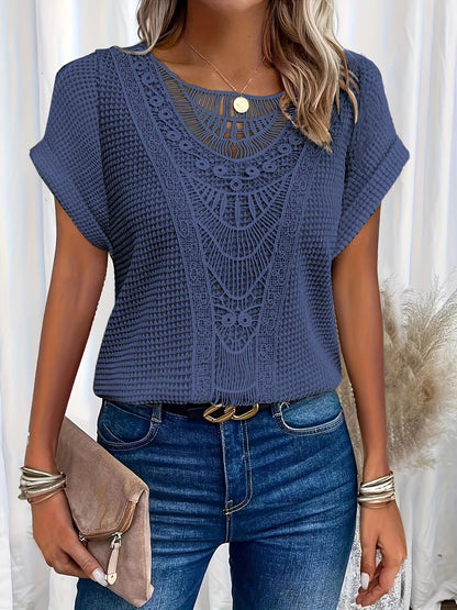 T-shirt élégant avec des détails stylés et raffinés pour femme