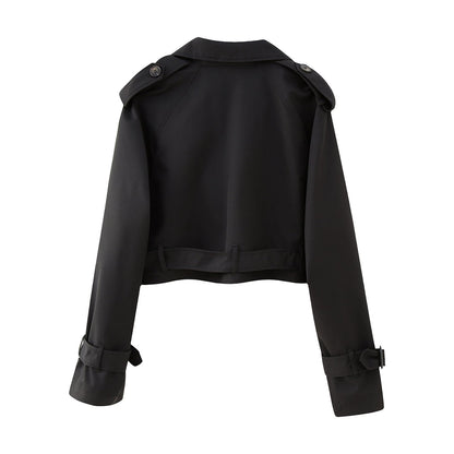 Trench pour femme court style urbain chic