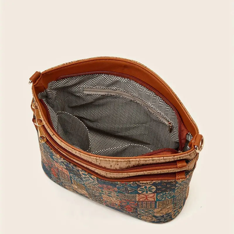 Chic ethnic-style bag perfect for all your outings