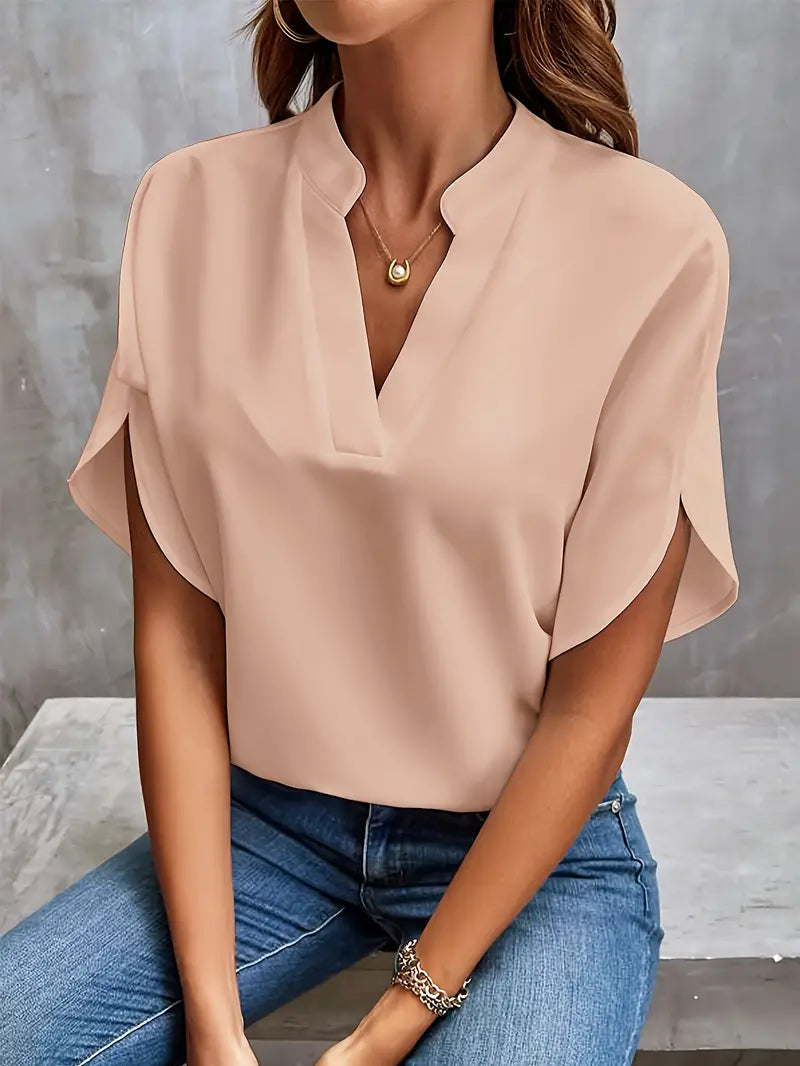 Blouse minimaliste et raffinée pour femme