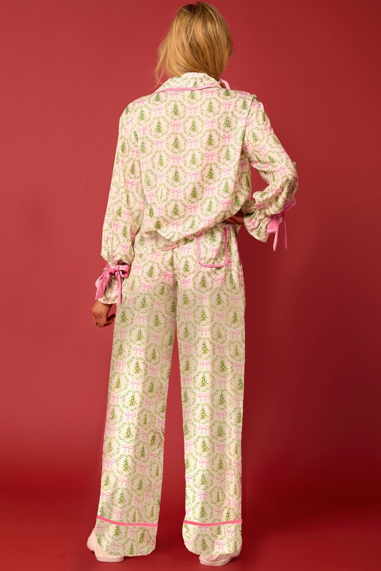 Chique winterpyjama set met feestelijke motieven