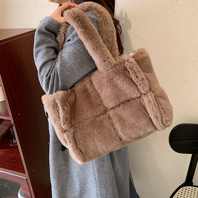 Dante Pipa Sac à main poupée douillet pour femmes en hiver