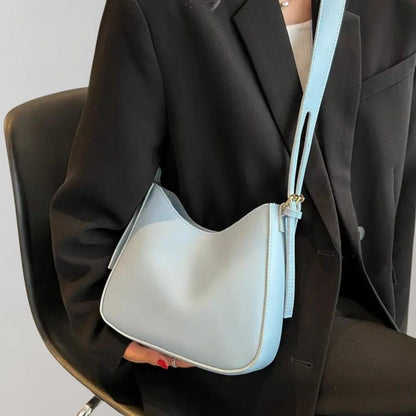 Sac à bandoulière élégant au design minimaliste et raffiné