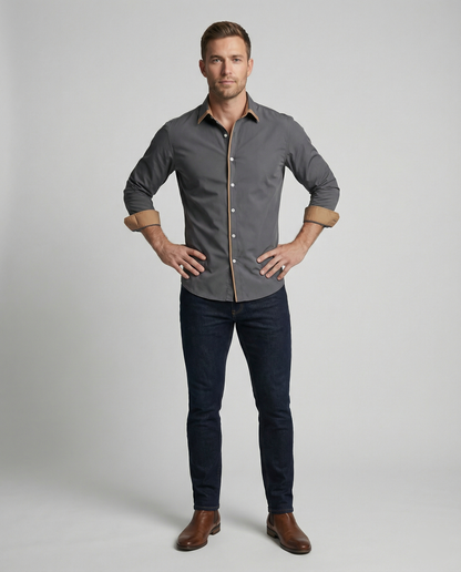 Nowoczesna koszula z długim rękawem o dopasowanym kroju