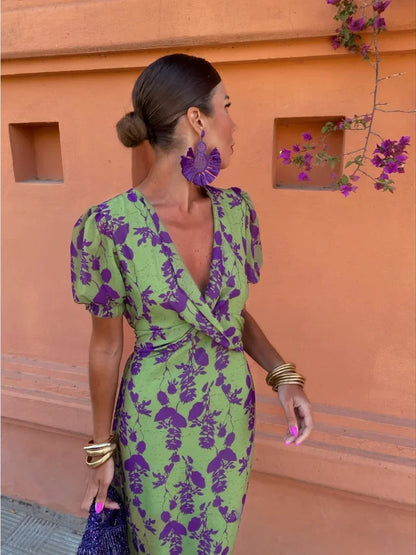 Robe Midi Chic pour une Élégance Assurée en Toute Occasion