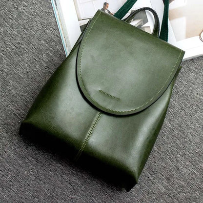 Fashion backpack for women, ideal for a modern and stylish look