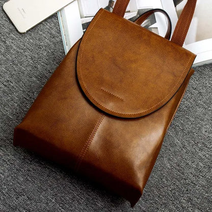 Fashion backpack for women, ideal for a modern and stylish look