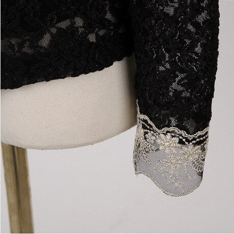 Blouse en dentelle ajourée au style victorien pour femme