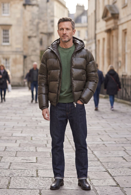 Puffer Jacket with Adjustable Hood and Warm Insulation for men