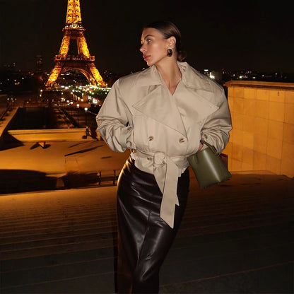 Short women's trench coat with wide collar and waist belt