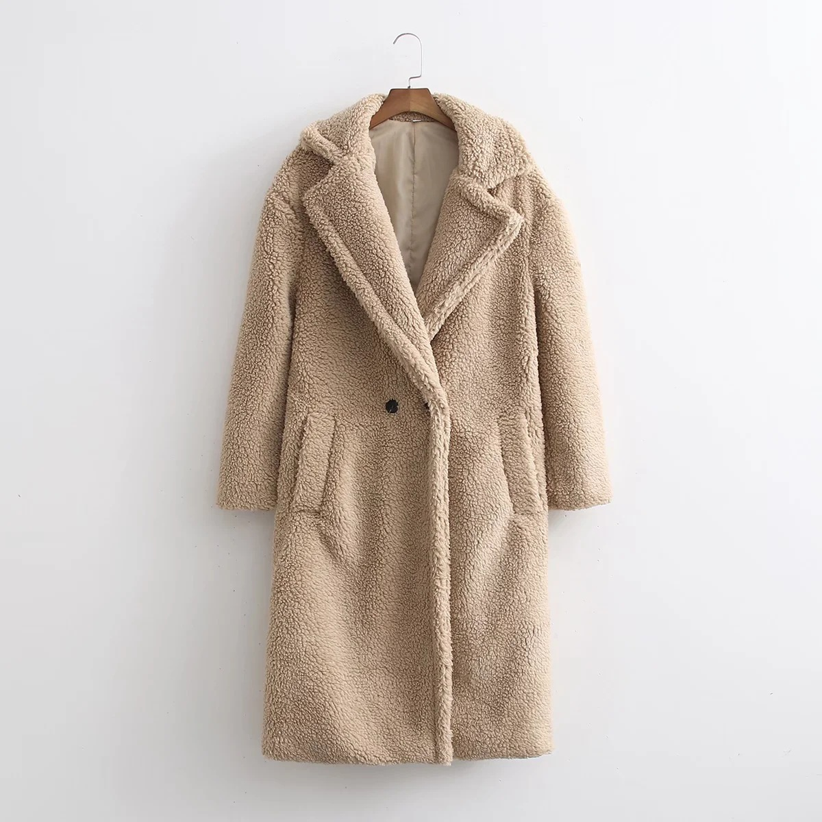 Manteau Teddy long élégant avec col et boutons