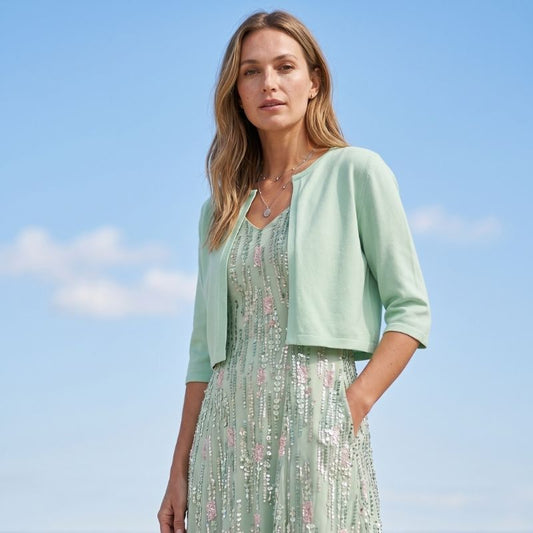 Two-piece midi dress with trendy and elegant floral pattern