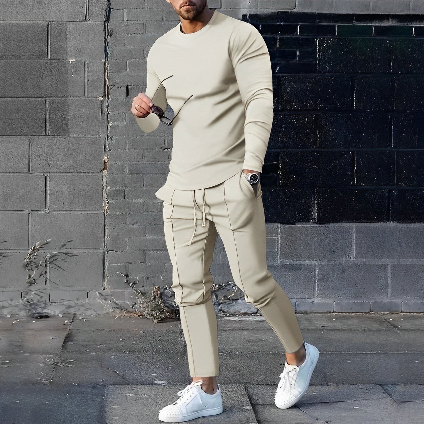 Ensemble jogging élégant et pantalon chic