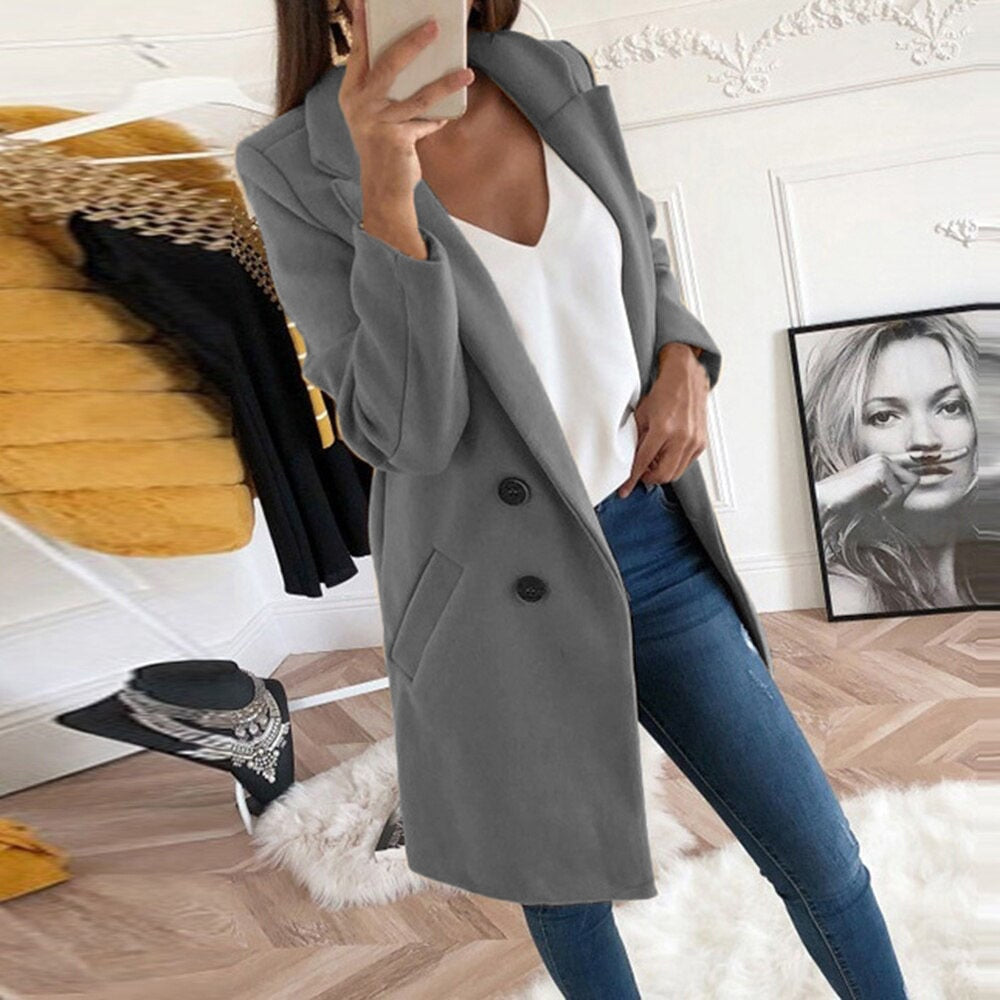 Manteau chic à col retourné et poches pratiques