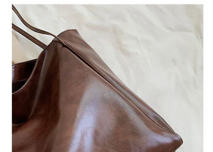 Sac à bandoulière Amely moderne au style tendance et décontracté