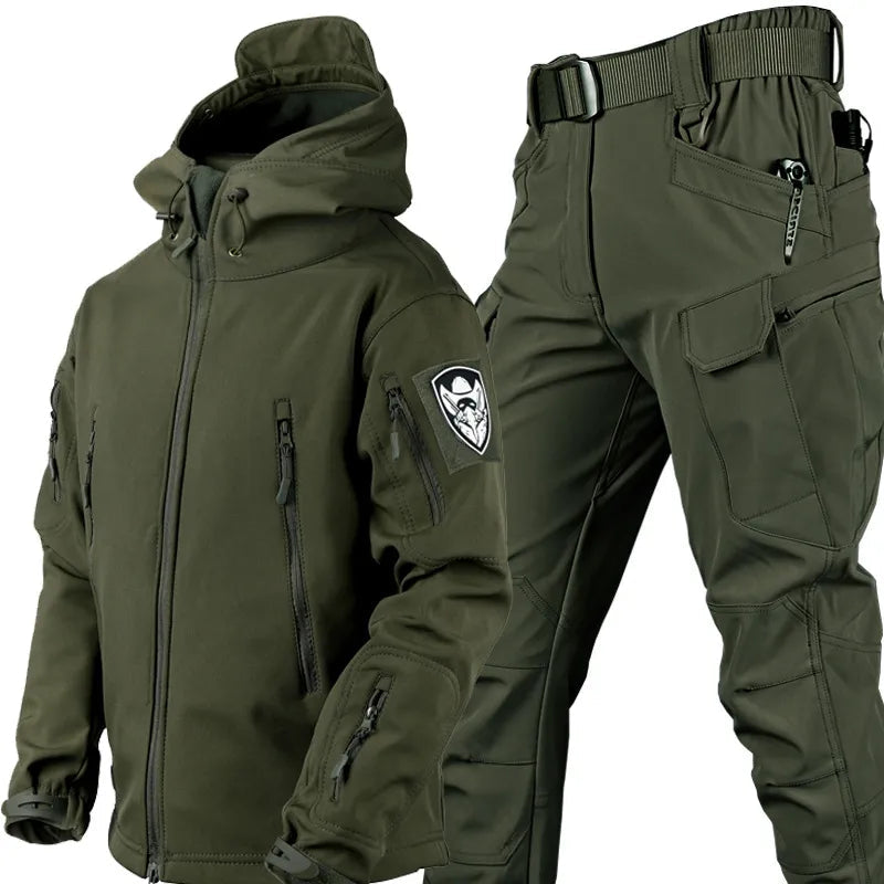 Veste militaire fonctionnelle avec doublure en fleece