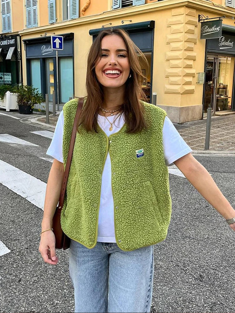 Gilet chic en laine d'agneau intemporel