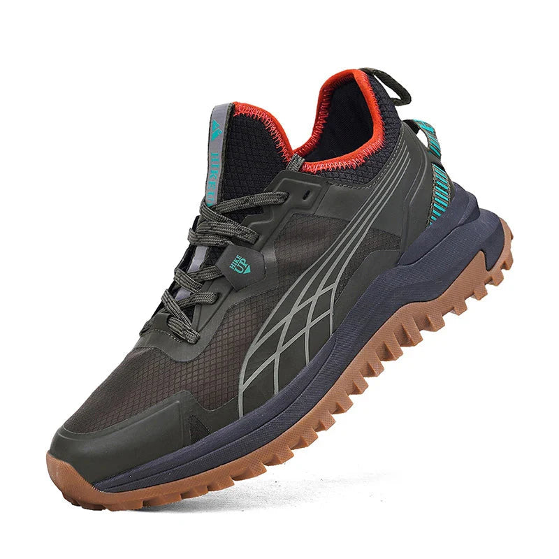 Unisex hiking shoes with sturdy and durable soles