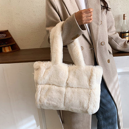 Dante Pipa Sac à main poupée douillet pour femmes en hiver