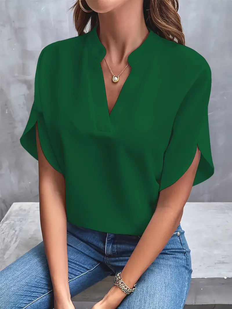 Blouse minimaliste et raffinée pour femme