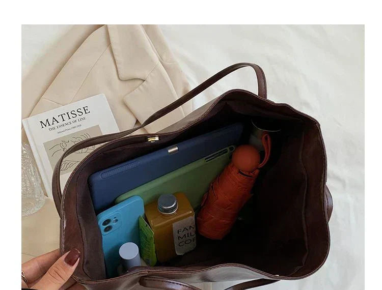 Sac à bandoulière Amely moderne au style tendance et décontracté