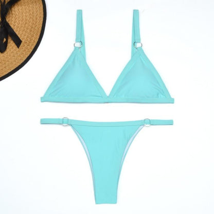 Bikini 2 pièces avec anneaux dorés et bonnets triangulaires