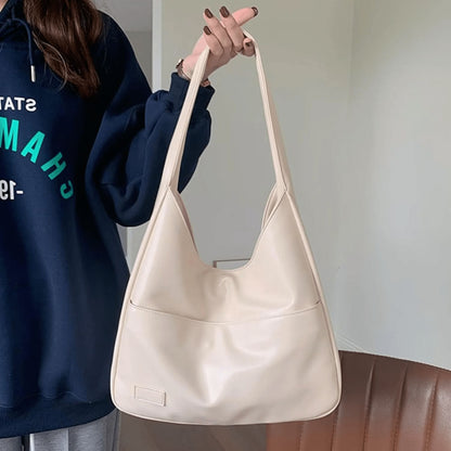 Sac à langer élégant pour bébé avec style et praticité au quotidien