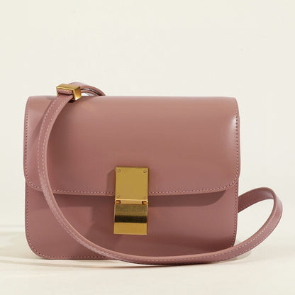 Classic shoulder bag Flap Box model, elegant and practical
