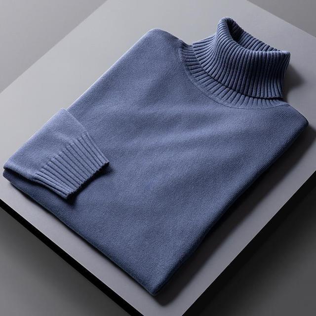 Pull col roulé élégant unicolore pour homme