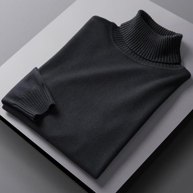 Pull col roulé élégant unicolore pour homme