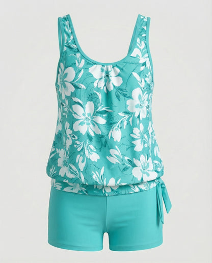 Modischer Tankini für einen schicken und bequemen Sommerlook