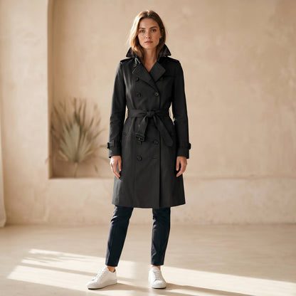 Elegant Fitted Trench Coat with Double Row of Buttons