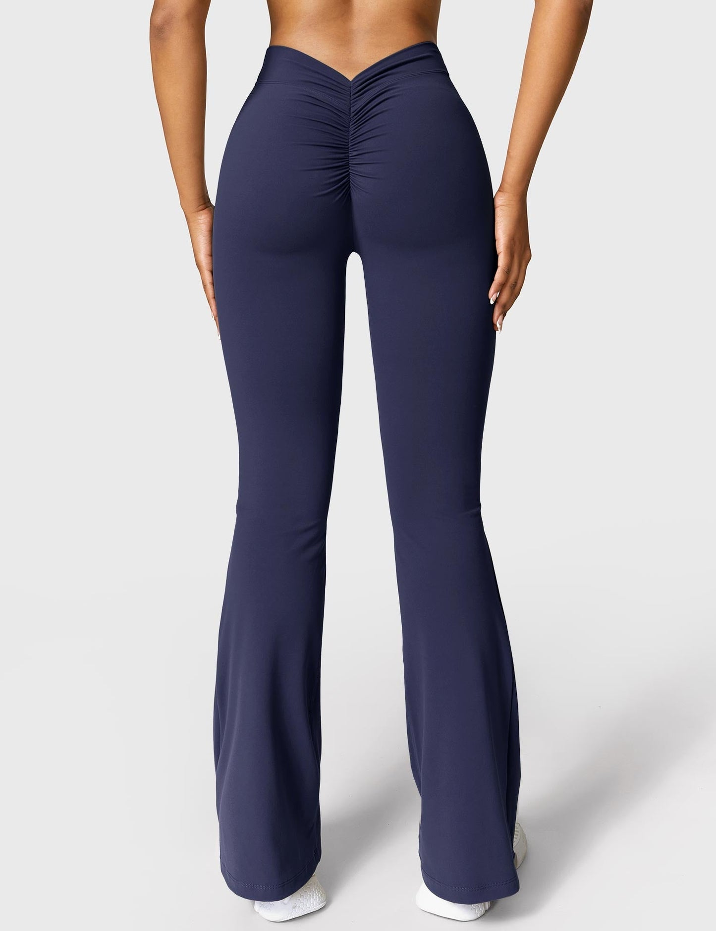 Leggings en V à la coupe élargie